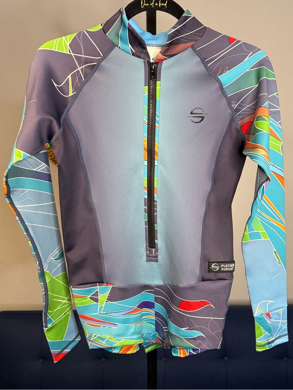 Platinum Sun multicolor Long Sleeve Shorts Wetsuit Surf Rashguard size Medium